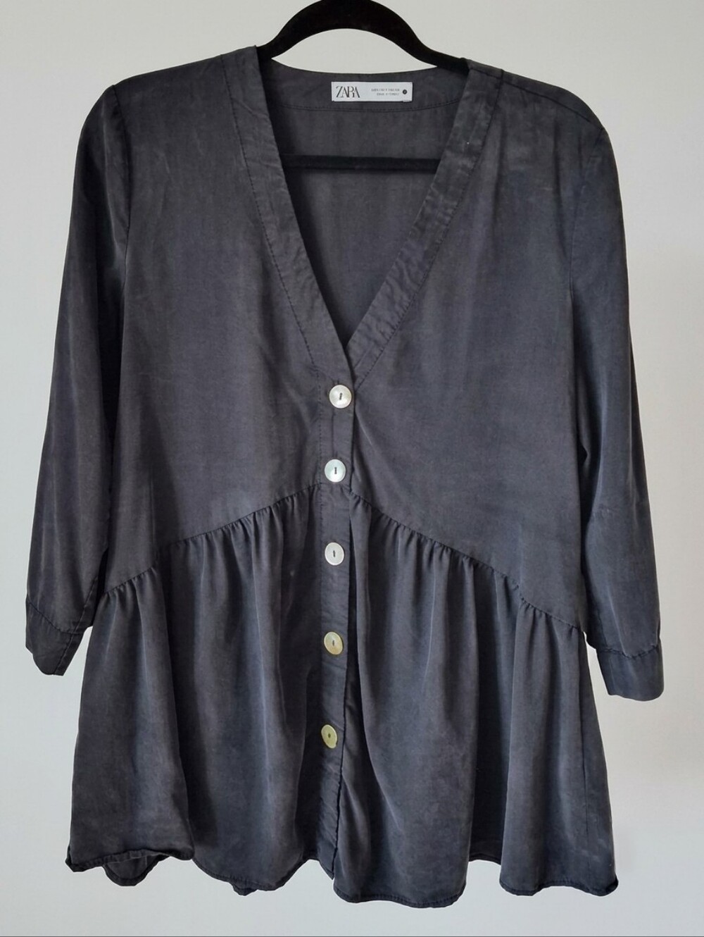 ZARA Flowy Peplum Top – Size Small
